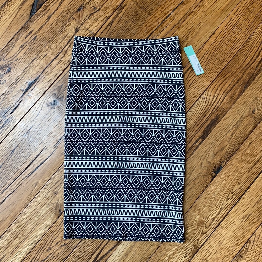 Black and White Geometric skirt